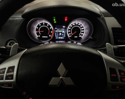 Сірий Міцубісі Аутлендер ХЛ, об'ємом двигуна 0 л та пробігом 182 тис. км за 10800 $, фото 10 на Automoto.ua