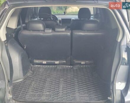 Серый Мицубиси Аутлендер ХЛ, объемом двигателя 2.36 л и пробегом 235 тыс. км за 10800 $, фото 10 на Automoto.ua