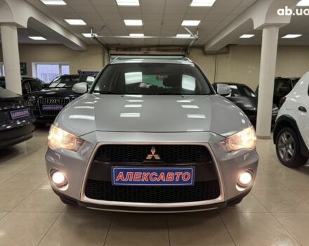 Сірий Міцубісі Аутлендер ХЛ, об'ємом двигуна 0 л та пробігом 182 тис. км за 10800 $, фото 1 на Automoto.ua