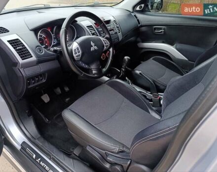 Серый Мицубиси Аутлендер ХЛ, объемом двигателя 2 л и пробегом 209 тыс. км за 9555 $, фото 17 на Automoto.ua