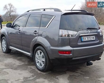 Серый Мицубиси Аутлендер ХЛ, объемом двигателя 2.3 л и пробегом 289 тыс. км за 10333 $, фото 6 на Automoto.ua