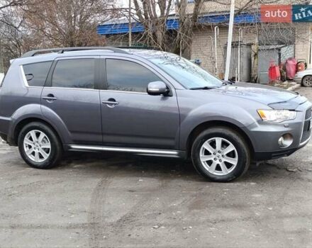 Серый Мицубиси Аутлендер ХЛ, объемом двигателя 2.3 л и пробегом 289 тыс. км за 10333 $, фото 8 на Automoto.ua