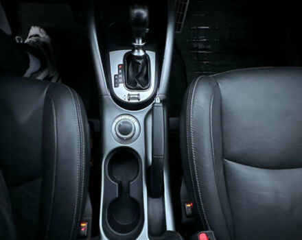 Сірий Міцубісі Аутлендер ХЛ, об'ємом двигуна 2.2 л та пробігом 259 тис. км за 11500 $, фото 18 на Automoto.ua