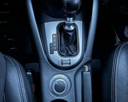 Сірий Міцубісі Аутлендер ХЛ, об'ємом двигуна 2.2 л та пробігом 259 тис. км за 11500 $, фото 8 на Automoto.ua