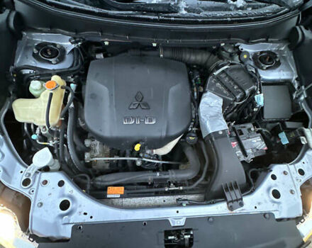 Сірий Міцубісі Аутлендер ХЛ, об'ємом двигуна 2.2 л та пробігом 259 тис. км за 11500 $, фото 24 на Automoto.ua