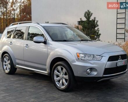 Сірий Міцубісі Аутлендер ХЛ, об'ємом двигуна 2.2 л та пробігом 266 тис. км за 11250 $, фото 9 на Automoto.ua