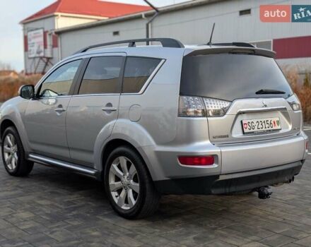 Серый Мицубиси Аутлендер ХЛ, объемом двигателя 2.2 л и пробегом 266 тыс. км за 11250 $, фото 10 на Automoto.ua