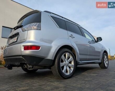 Сірий Міцубісі Аутлендер ХЛ, об'ємом двигуна 2.2 л та пробігом 266 тис. км за 11250 $, фото 21 на Automoto.ua