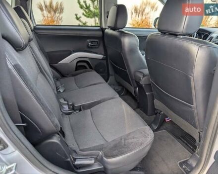 Серый Мицубиси Аутлендер ХЛ, объемом двигателя 2.2 л и пробегом 266 тыс. км за 11250 $, фото 54 на Automoto.ua