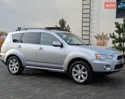 Серый Мицубиси Аутлендер ХЛ, объемом двигателя 2.2 л и пробегом 266 тыс. км за 11250 $, фото 4 на Automoto.ua
