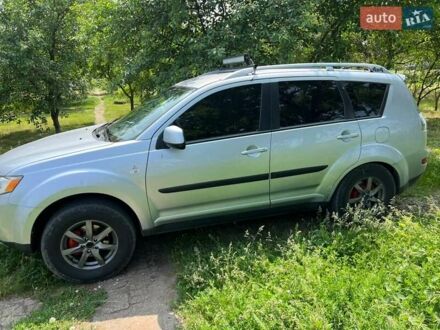 Міцубісі Аутлендер ХЛ 2007 у Сумах на Automoto.ua Сірий Міцубісі Аутлендер ХЛ, об'ємом двигуна 0 л та пробігом 300 тис. км за 5000 $, фото 1 на Automoto.ua