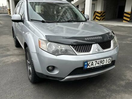 Мицубиси Аутлендер ХЛ 2007 в Киеве на Automoto.ua Серый Мицубиси Аутлендер ХЛ, объемом двигателя 3 л и пробегом 274 тыс. км за 8600 $, фото 1 на Automoto.ua