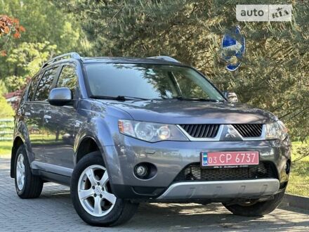 Міцубісі Аутлендер ХЛ 2008 у Дрогобичі на Automoto.ua Сірий Міцубісі Аутлендер ХЛ, об'ємом двигуна 2 л та пробігом 207 тис. км за 9350 $, фото 1 на Automoto.ua