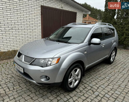 Сірий Міцубісі Аутлендер ХЛ, об'ємом двигуна 3 л та пробігом 83 тис. км за 13500 $, фото 1 на Automoto.ua