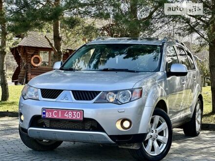 Мицубиси Аутлендер ХЛ 2008 в Дрогобыче на Automoto.ua Серый Мицубиси Аутлендер ХЛ, объемом двигателя 2 л и пробегом 189 тыс. км за 9450 $, фото 1 на Automoto.ua