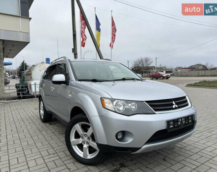 Сірий Міцубісі Аутлендер ХЛ, об'ємом двигуна 3 л та пробігом 195 тис. км за 10300 $, фото 1 на Automoto.ua
