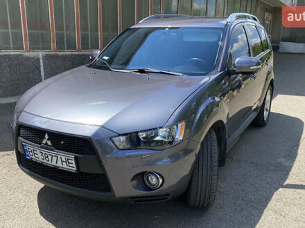 Сірий Міцубісі Аутлендер ХЛ, об'ємом двигуна 2.4 л та пробігом 126 тис. км за 11200 $, фото 1 на Automoto.ua