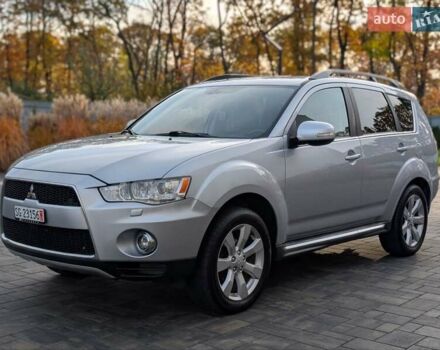 Сірий Міцубісі Аутлендер ХЛ, об'ємом двигуна 2.2 л та пробігом 266 тис. км за 11250 $, фото 1 на Automoto.ua