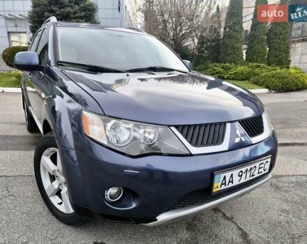 Синий Мицубиси Аутлендер ХЛ, объемом двигателя 3 л и пробегом 197 тыс. км за 9200 $, фото 12 на Automoto.ua