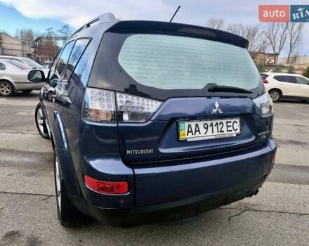 Синий Мицубиси Аутлендер ХЛ, объемом двигателя 3 л и пробегом 197 тыс. км за 9200 $, фото 7 на Automoto.ua