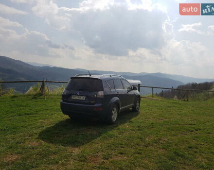 Синий Мицубиси Аутлендер ХЛ, объемом двигателя 2.4 л и пробегом 295 тыс. км за 7600 $, фото 8 на Automoto.ua