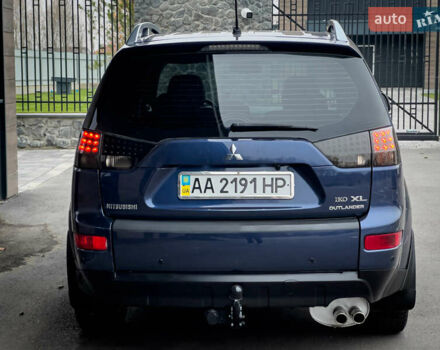 Синий Мицубиси Аутлендер ХЛ, объемом двигателя 2.4 л и пробегом 249 тыс. км за 8800 $, фото 8 на Automoto.ua