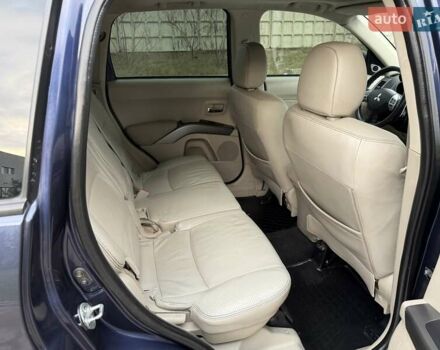 Синий Мицубиси Аутлендер ХЛ, объемом двигателя 3 л и пробегом 180 тыс. км за 9900 $, фото 20 на Automoto.ua