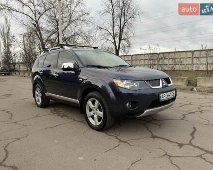 Синий Мицубиси Аутлендер ХЛ, объемом двигателя 3 л и пробегом 180 тыс. км за 9900 $, фото 3 на Automoto.ua