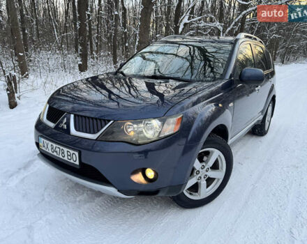 Синий Мицубиси Аутлендер ХЛ, объемом двигателя 3 л и пробегом 183 тыс. км за 9650 $, фото 1 на Automoto.ua