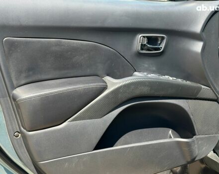 Зеленый Мицубиси Аутлендер ХЛ, объемом двигателя 3 л и пробегом 233 тыс. км за 9490 $, фото 9 на Automoto.ua