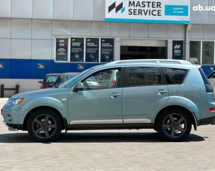 Зеленый Мицубиси Аутлендер ХЛ, объемом двигателя 3 л и пробегом 233 тыс. км за 9490 $, фото 6 на Automoto.ua
