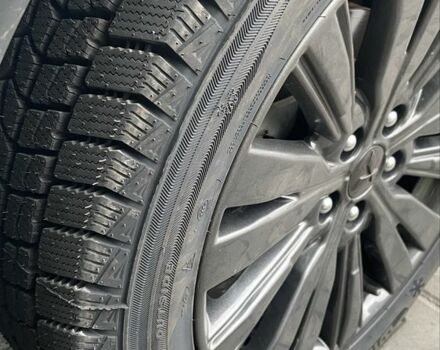 Белый Мицубиси Аутлендер, объемом двигателя 2.4 л и пробегом 150 тыс. км за 16000 $, фото 3 на Automoto.ua