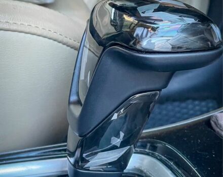 Белый Мицубиси Аутлендер, объемом двигателя 2.4 л и пробегом 150 тыс. км за 16000 $, фото 5 на Automoto.ua