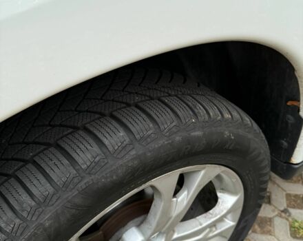 Белый Мицубиси Аутлендер, объемом двигателя 2.4 л и пробегом 146 тыс. км за 13500 $, фото 6 на Automoto.ua