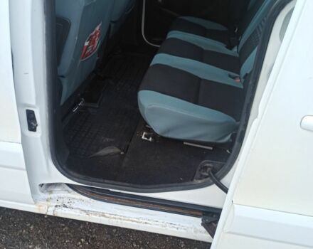 Білий Міцубісі Аутлендер, об'ємом двигуна 2 л та пробігом 279 тис. км за 3800 $, фото 6 на Automoto.ua