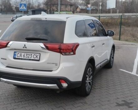 Белый Мицубиси Аутлендер, объемом двигателя 2.4 л и пробегом 119 тыс. км за 17800 $, фото 5 на Automoto.ua