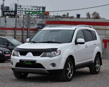 Білий Міцубісі Аутлендер, об'ємом двигуна 2.2 л та пробігом 275 тис. км за 9650 $, фото 4 на Automoto.ua