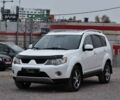 Білий Міцубісі Аутлендер, об'ємом двигуна 2.2 л та пробігом 275 тис. км за 9650 $, фото 4 на Automoto.ua
