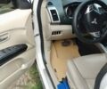 Белый Мицубиси Аутлендер, объемом двигателя 2.36 л и пробегом 300 тыс. км за 10000 $, фото 23 на Automoto.ua