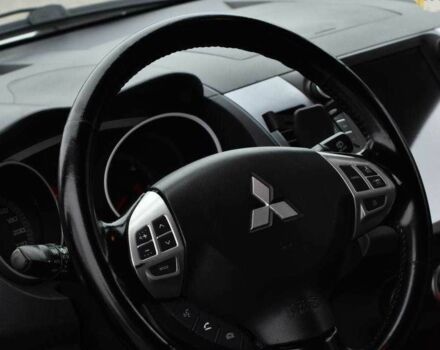 Білий Міцубісі Аутлендер, об'ємом двигуна 2.2 л та пробігом 275 тис. км за 9650 $, фото 11 на Automoto.ua