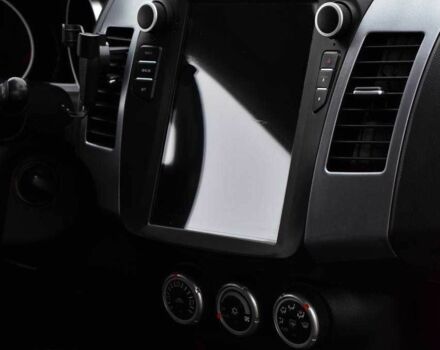 Білий Міцубісі Аутлендер, об'ємом двигуна 2.2 л та пробігом 275 тис. км за 9650 $, фото 16 на Automoto.ua