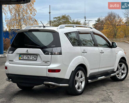 Белый Мицубиси Аутлендер, объемом двигателя 2.36 л и пробегом 160 тыс. км за 9299 $, фото 8 на Automoto.ua