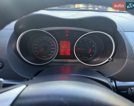 Білий Міцубісі Аутлендер, об'ємом двигуна 2.4 л та пробігом 230 тис. км за 9000 $, фото 8 на Automoto.ua