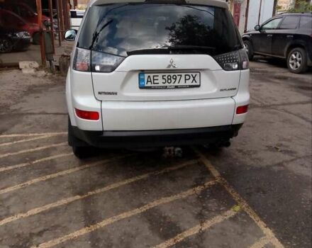 Білий Міцубісі Аутлендер, об'ємом двигуна 2.18 л та пробігом 275 тис. км за 9500 $, фото 1 на Automoto.ua