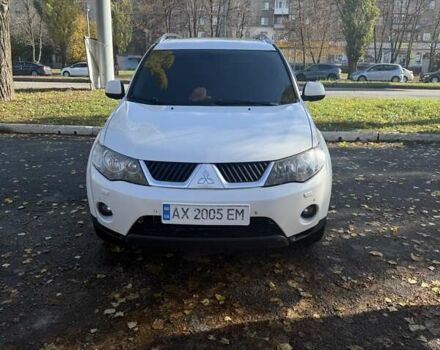 Білий Міцубісі Аутлендер, об'ємом двигуна 2.4 л та пробігом 230 тис. км за 9000 $, фото 6 на Automoto.ua