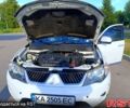 Белый Мицубиси Аутлендер, объемом двигателя 3 л и пробегом 200 тыс. км за 9000 $, фото 5 на Automoto.ua