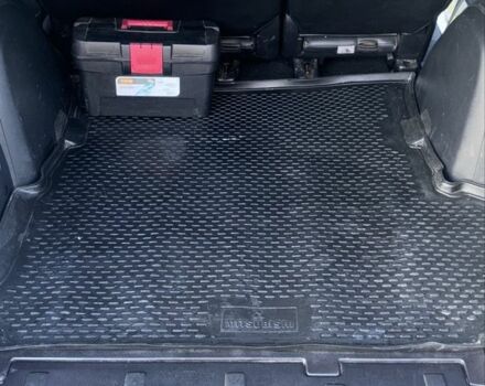 Белый Мицубиси Аутлендер, объемом двигателя 2.4 л и пробегом 329 тыс. км за 8800 $, фото 7 на Automoto.ua