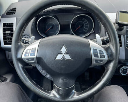 Білий Міцубісі Аутлендер, об'ємом двигуна 2.18 л та пробігом 198 тис. км за 11500 $, фото 28 на Automoto.ua