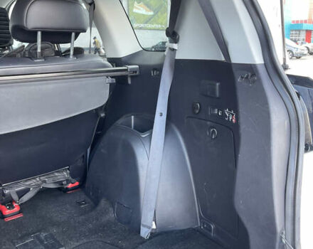 Білий Міцубісі Аутлендер, об'ємом двигуна 2.18 л та пробігом 198 тис. км за 11500 $, фото 43 на Automoto.ua