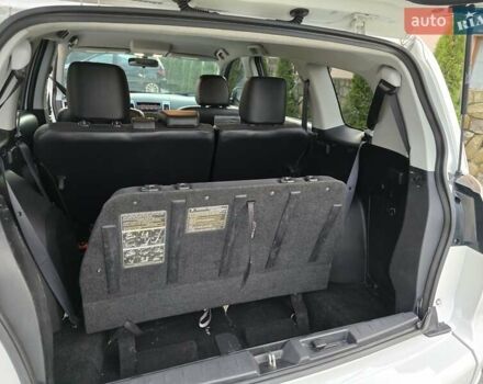 Білий Міцубісі Аутлендер, об'ємом двигуна 2.36 л та пробігом 178 тис. км за 10200 $, фото 34 на Automoto.ua